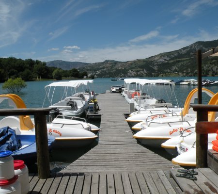 Location Pedal'boat - Canoës bi-place - Kayak de mer sit-on-top - Stand-Up paddle - Bateau électrique Sans permis